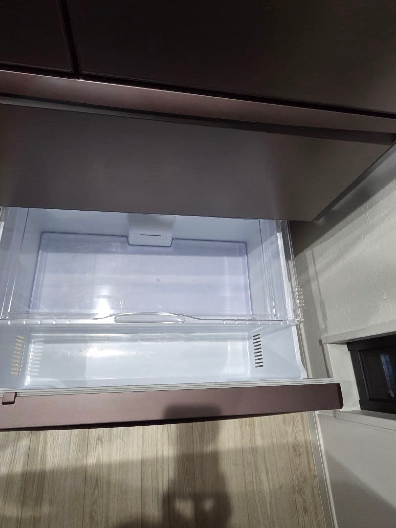 三菱電機　冷蔵庫700l　MR-WXD70G-XT1　2022年製