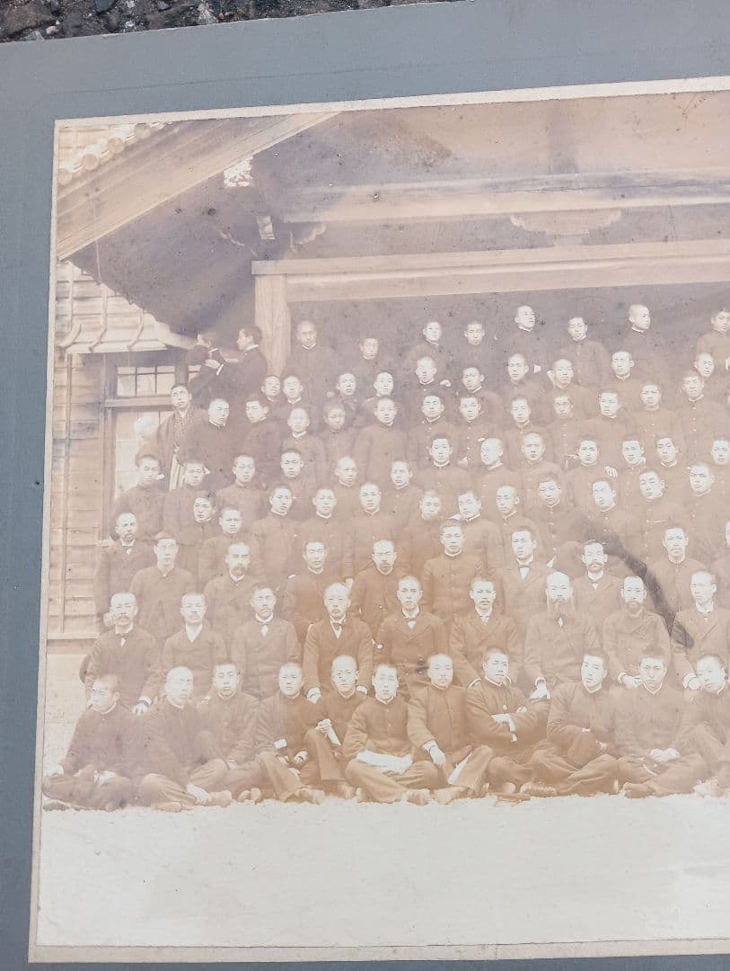 古い集合写真 宮城県立第一中学校第十一回卒業生及職員一同　川田 正澂　建築