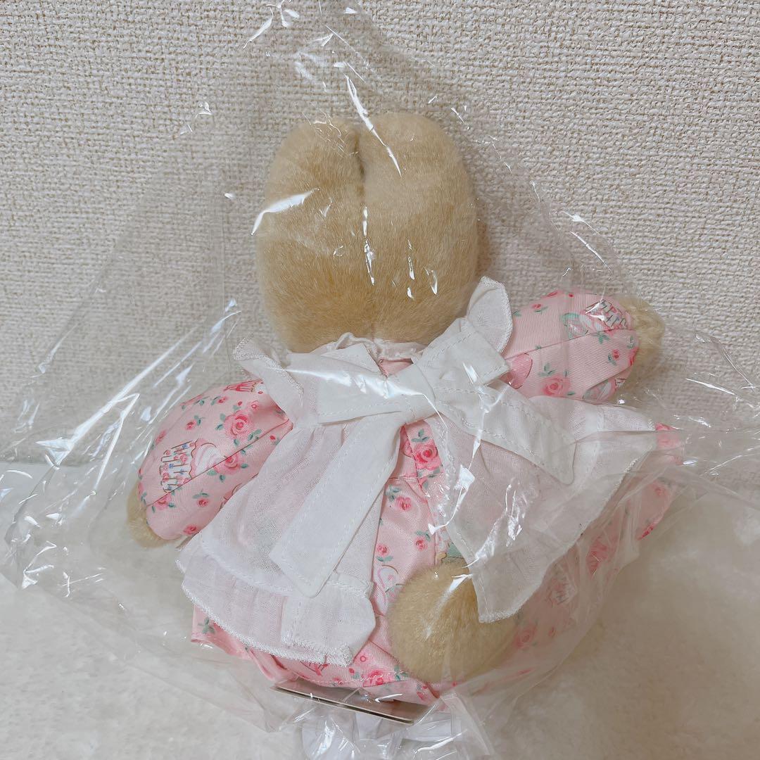 レア★ サンリオ　マロンクリーム　ぬいぐるみ　カップケーキ　マスコット　40周年