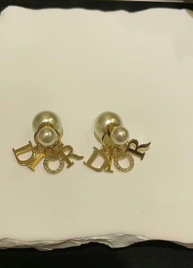 DIOR パール ピアス ゴールド