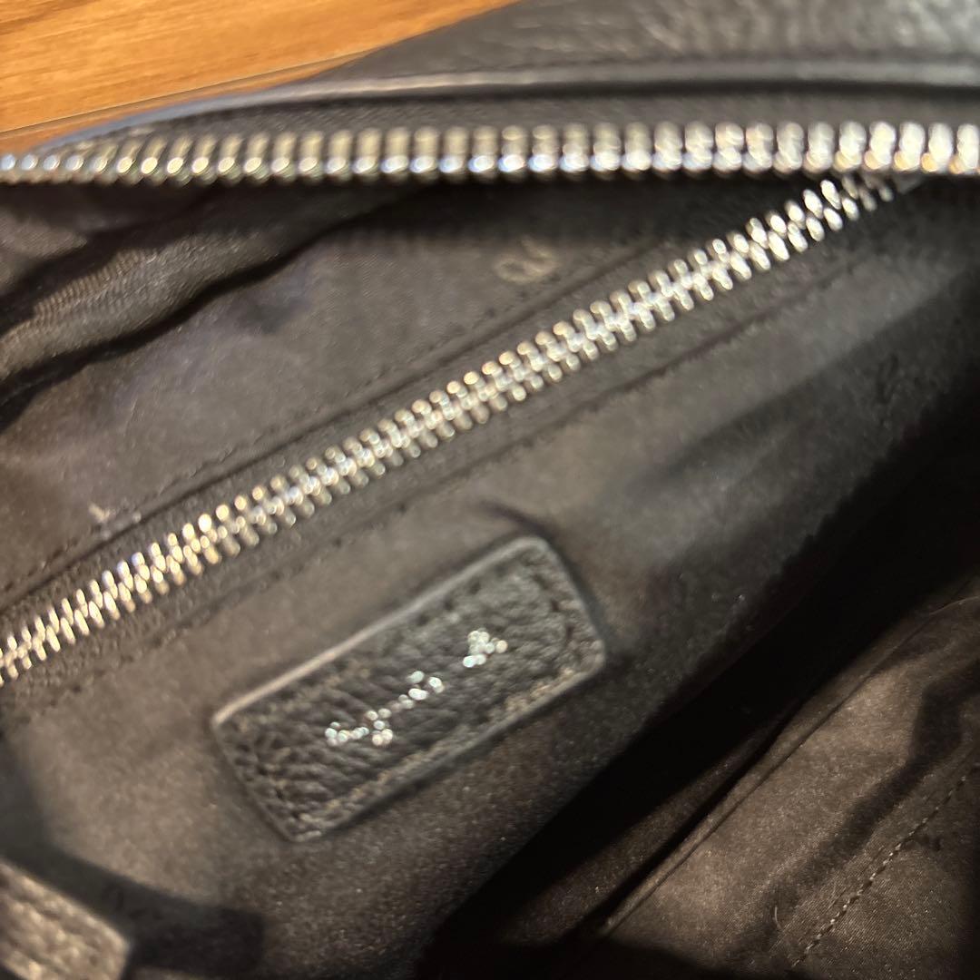 【美品】agnes b アニエスベー レザー 本革製 ミニ ショルダーバッグ