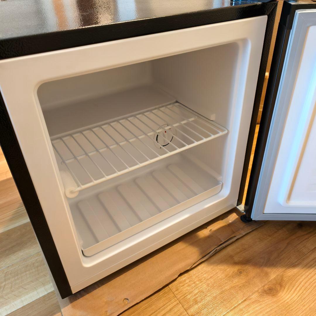 マクスゼン　冷凍庫　31L