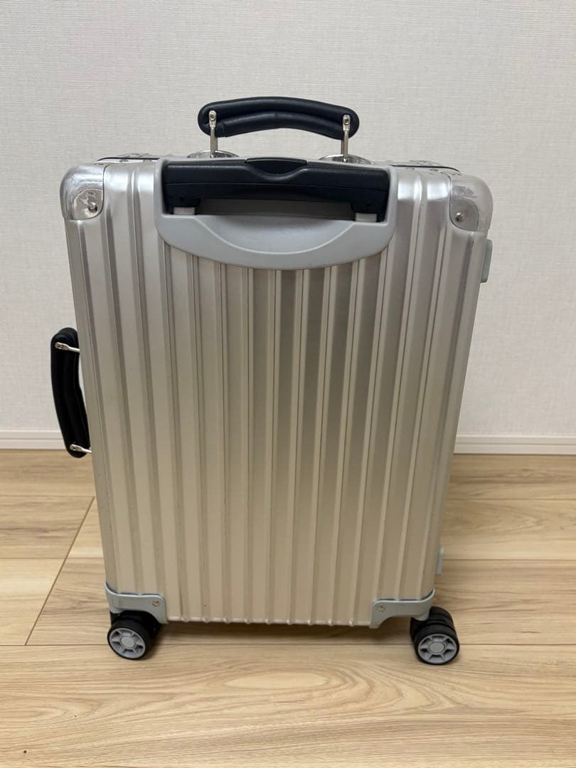 リモワ クラシック キャビン シルバー
