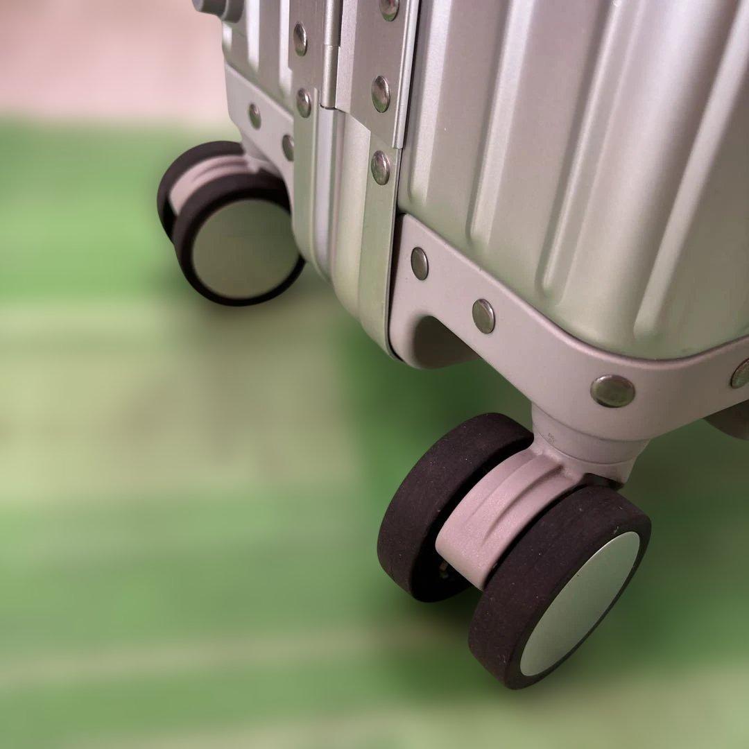 Innovator アルミキャリーケース36L