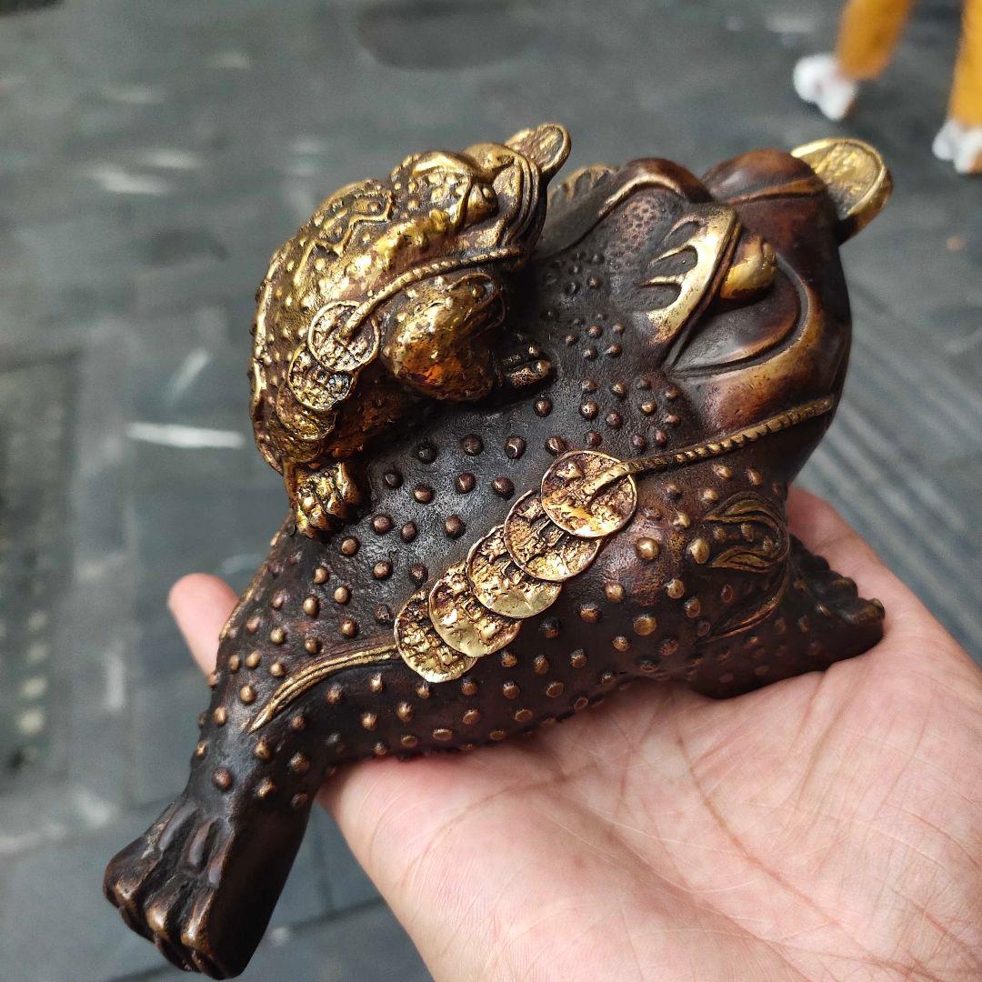 铜器 母子金蟾 轻奢 摆件 装飾品 工芸品 美術品 置物