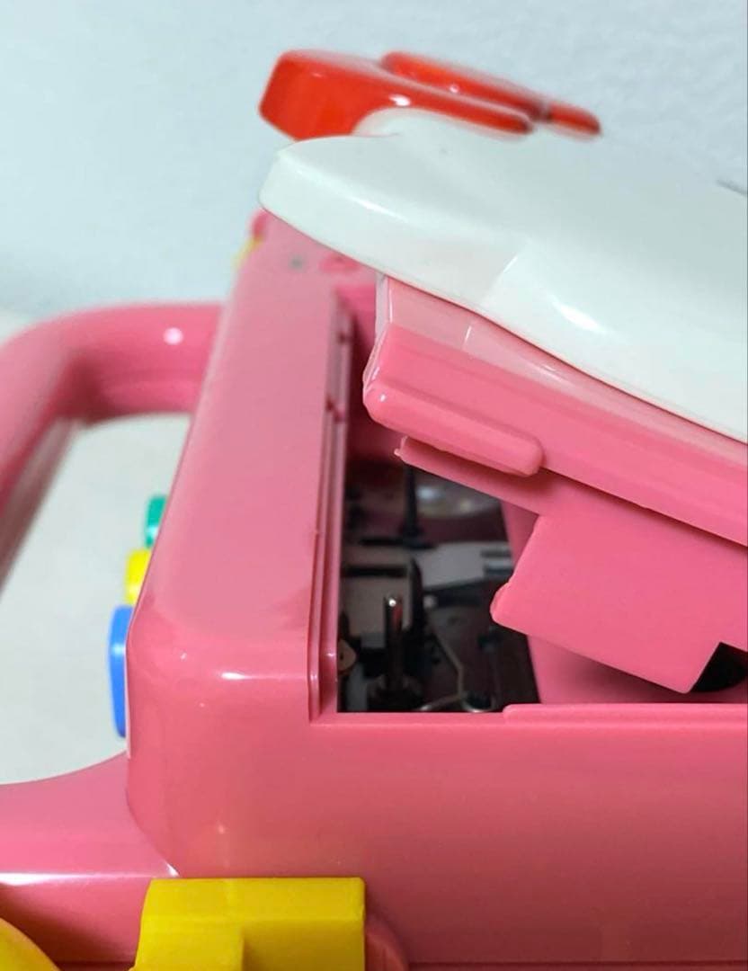 【最終価格】ハローキティ うたって♪カセットプレイヤー カラオケマイクつき