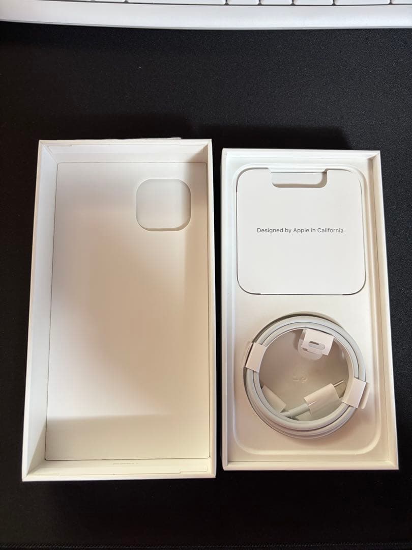 スマートフォン本体 Apple iPhone13