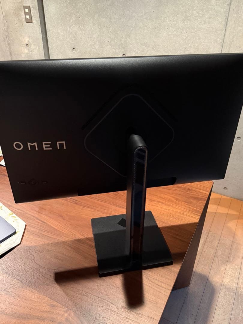OMEN 27k 144Hz 4K ゲーミングディスプレイ
