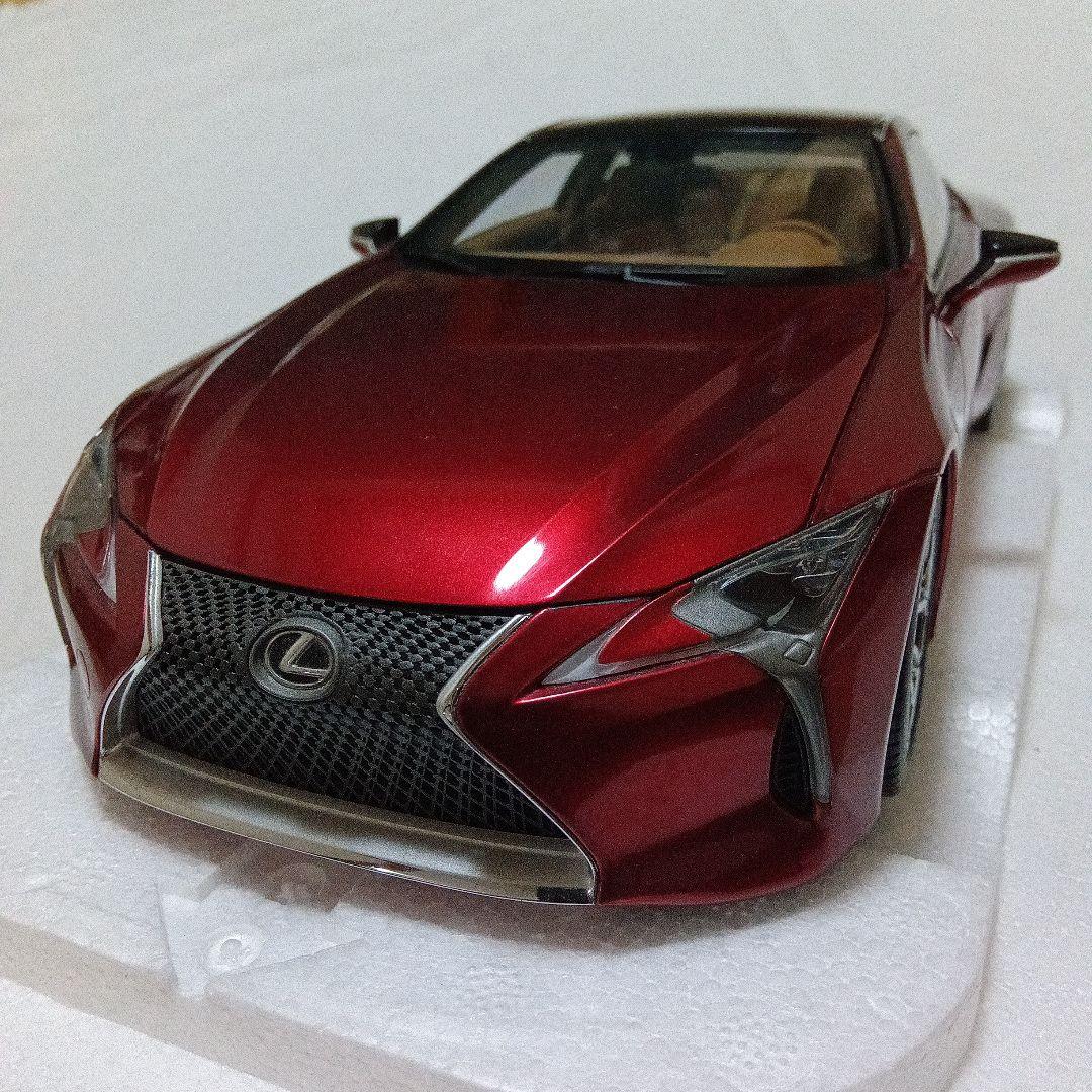 オートアート1/18 LEXUS LC500