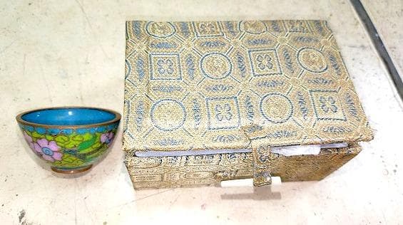 『集雅灯？　集雅軒？　七宝焼ぐい飲み 銅器 ガラス工芸 お猪口 中国古美術』