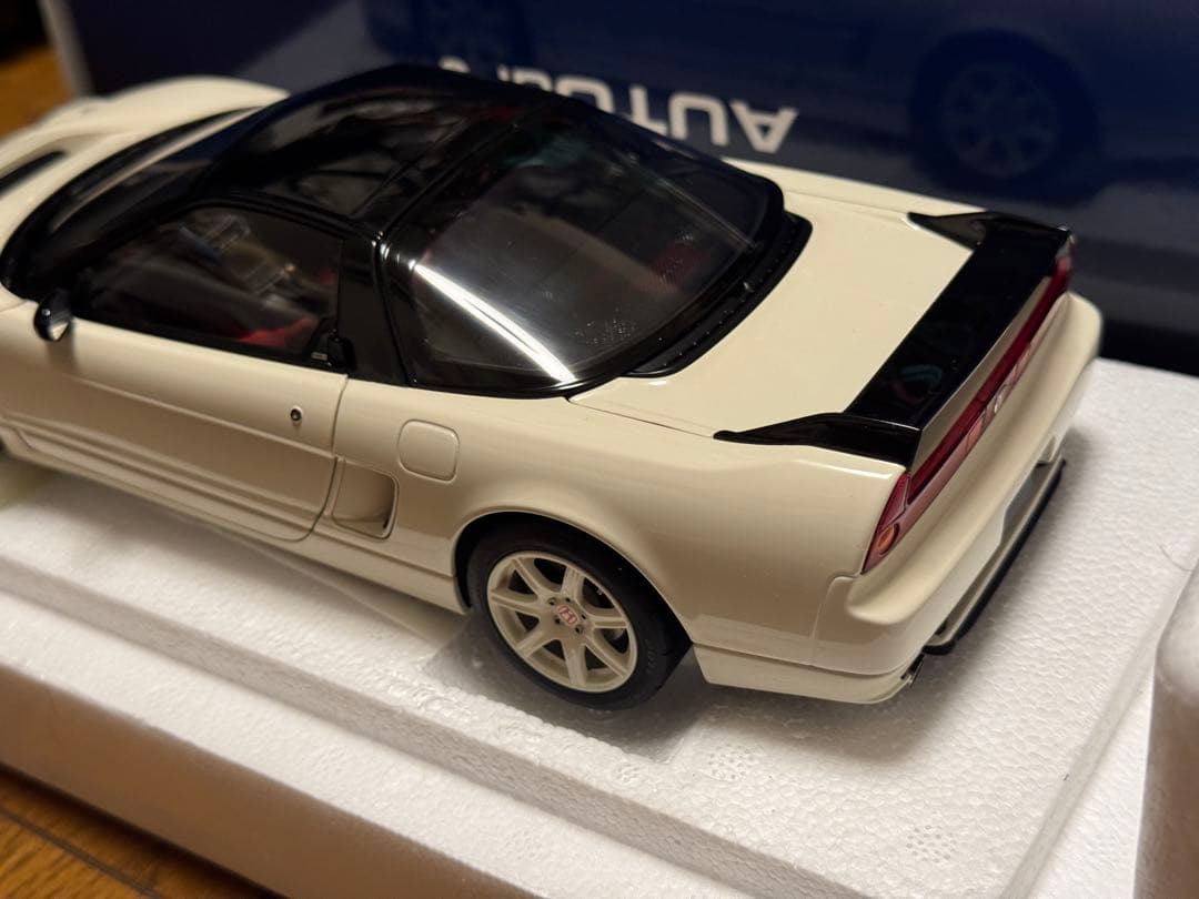 【美品】AUTOart 1/18　ホンダ NSX-R （NA2）