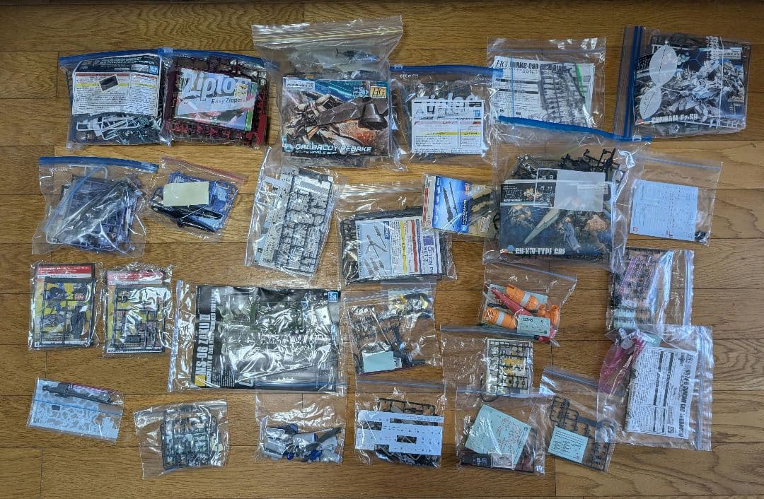 ガンプラ等プラモデル類 余剰パーツ ジャンクパーツ まとめ売りB