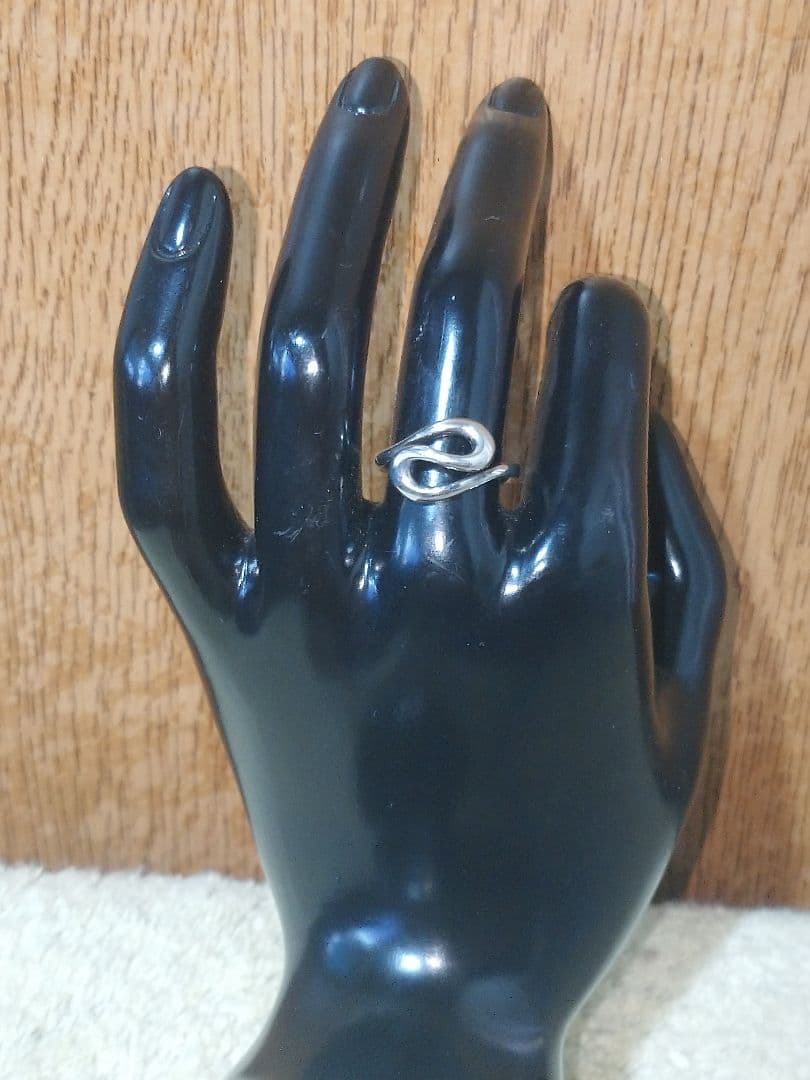 ティファニーオープンウェーブリング　SV925 11号