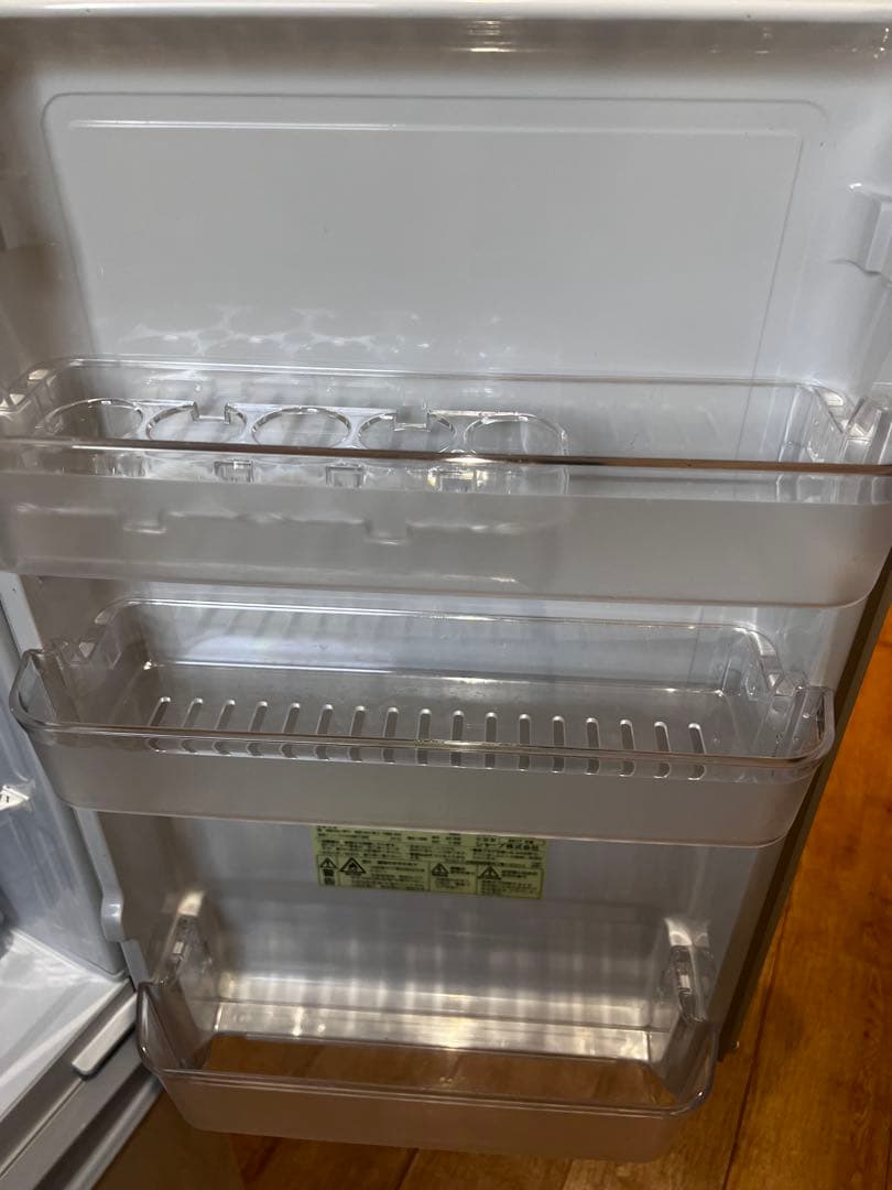 【年内売り切り】交渉可 SHARP 167L 冷凍冷蔵庫 SJ-17E5-KW