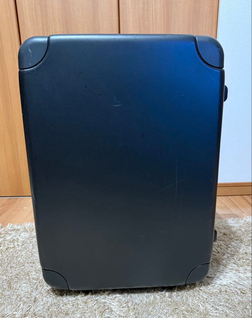 グローブトロッターキャリーケース機内持込みサイズ