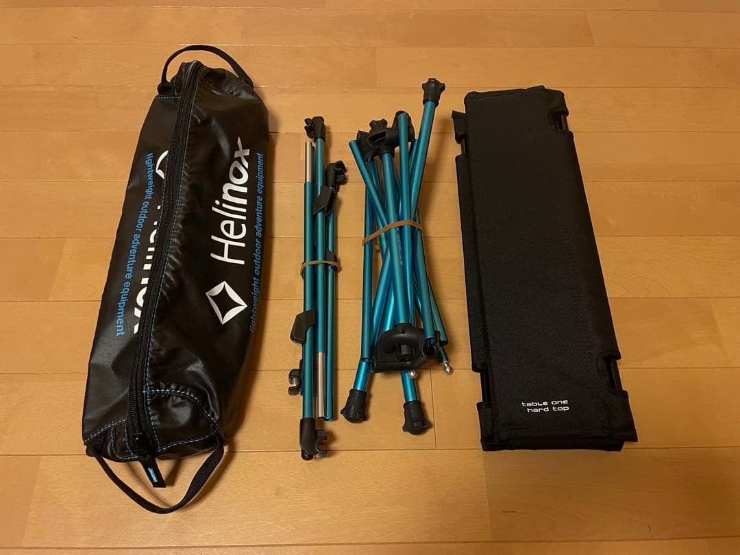 【Helinox テーブルワン】ハードトップ　アウトドア　折りたたみテーブル