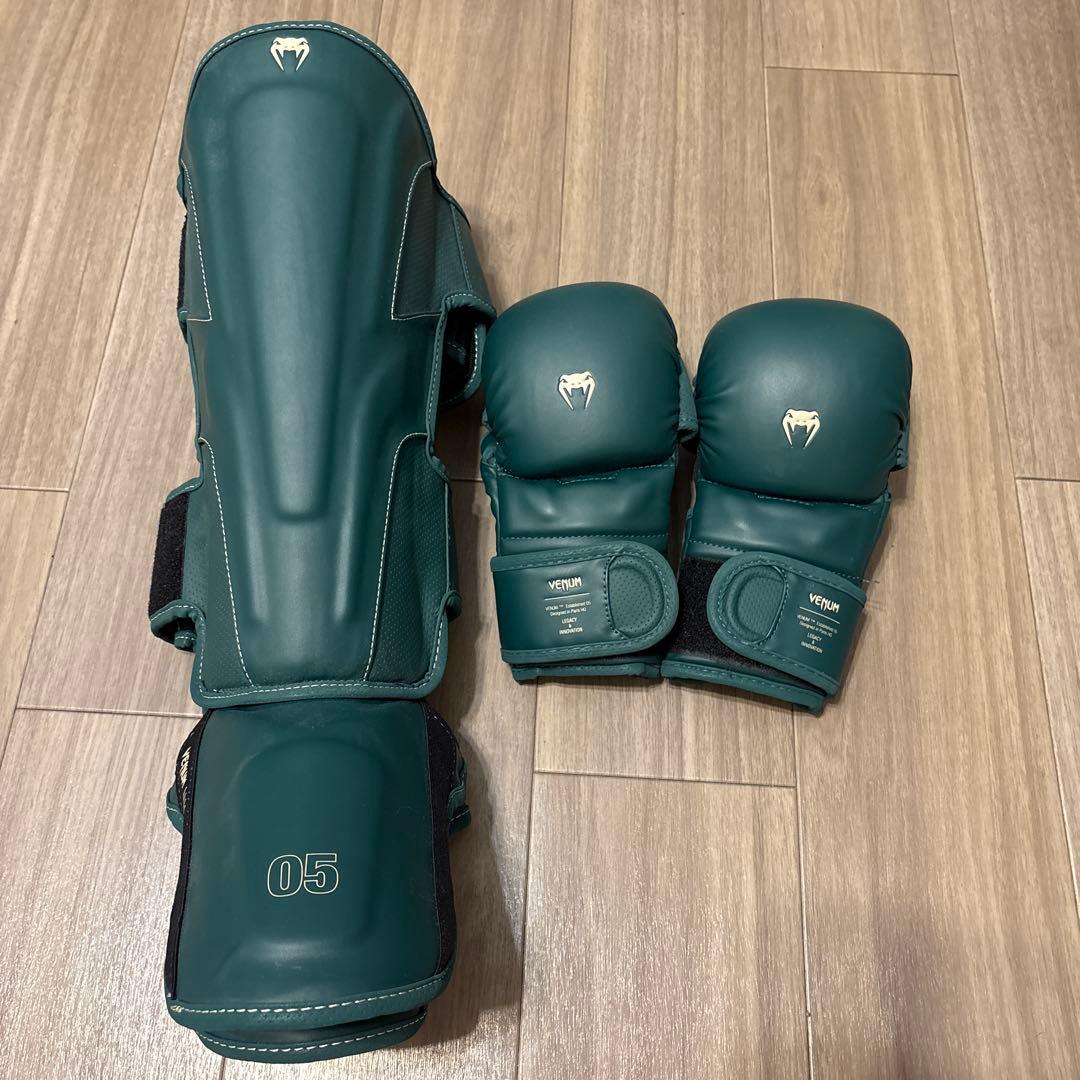 Venum ヴェナ厶MMA パウンドグローブ レガース Mサイズ グリーン