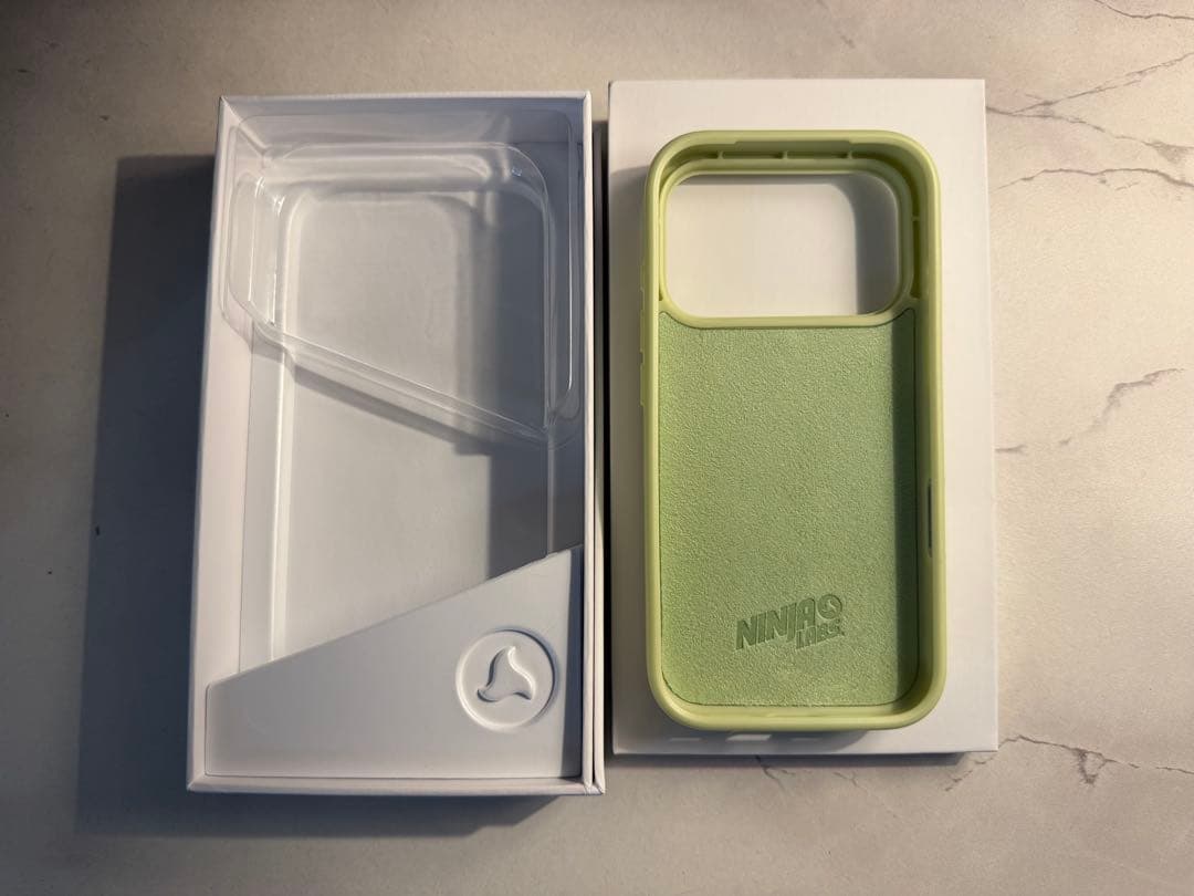 ニンジャラボ FLEXPOUCH ライトグリーン クリア(抹茶) 17Pro用