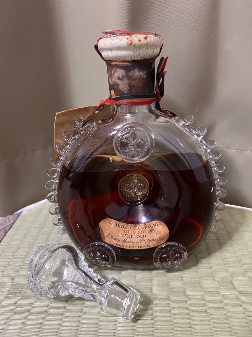 訳あり、ルイ13世レミーマルタン★未開栓★ 替栓付きバカラボトル、ベリーオールド