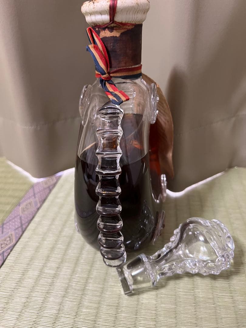 訳あり、ルイ13世レミーマルタン★未開栓★ 替栓付きバカラボトル、ベリーオールド