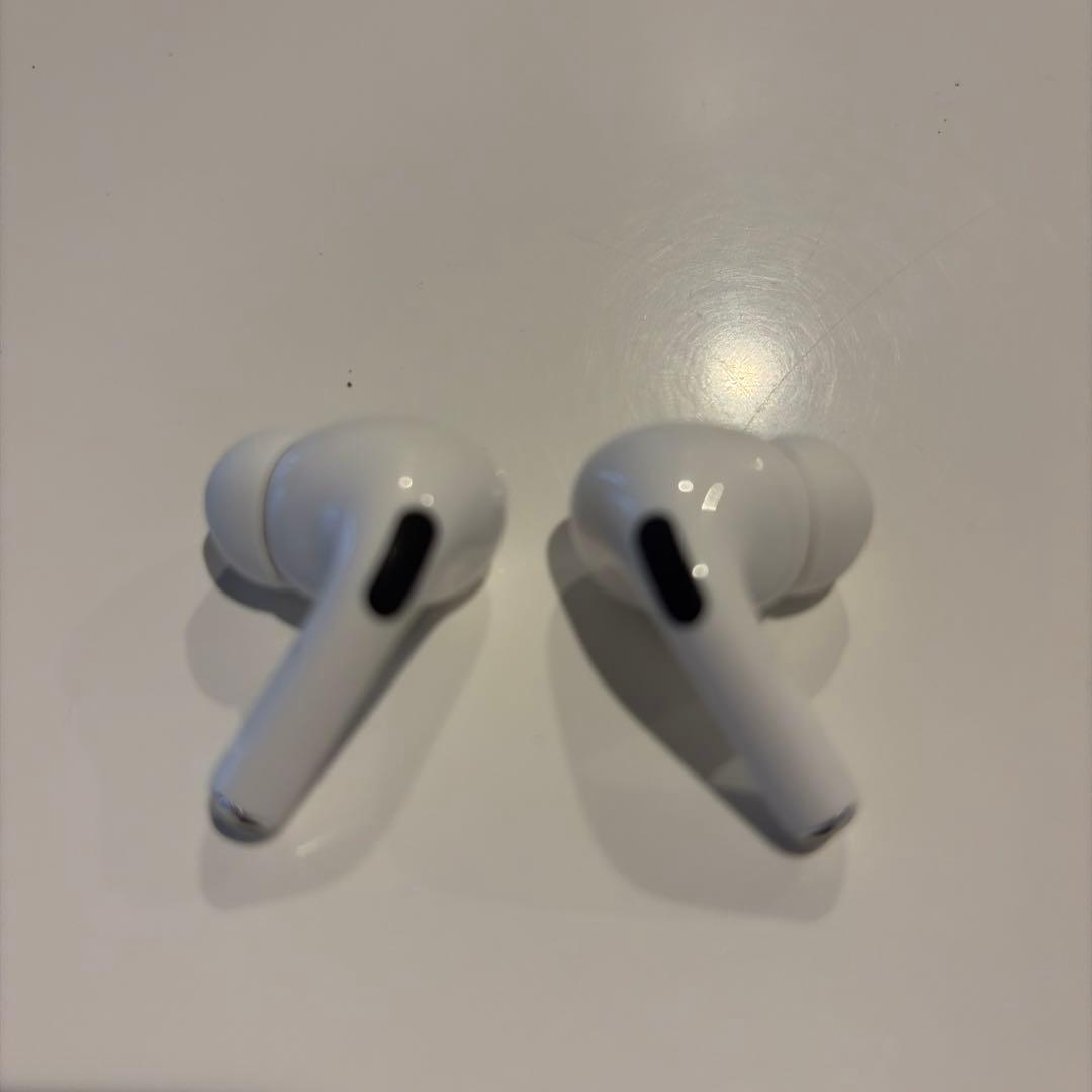 【HN】AirPods Pro 本体と充電ケース