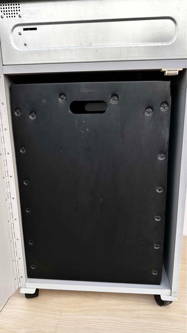 サンワサプライ　業務用　クロスカットシュレッダー　400-PSD054