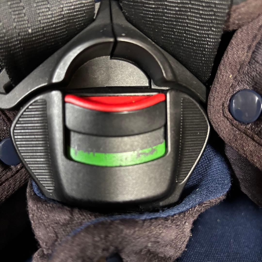 美品 アップリカ フラディアグロウ ISOFIX360° セーフティー ネイビー