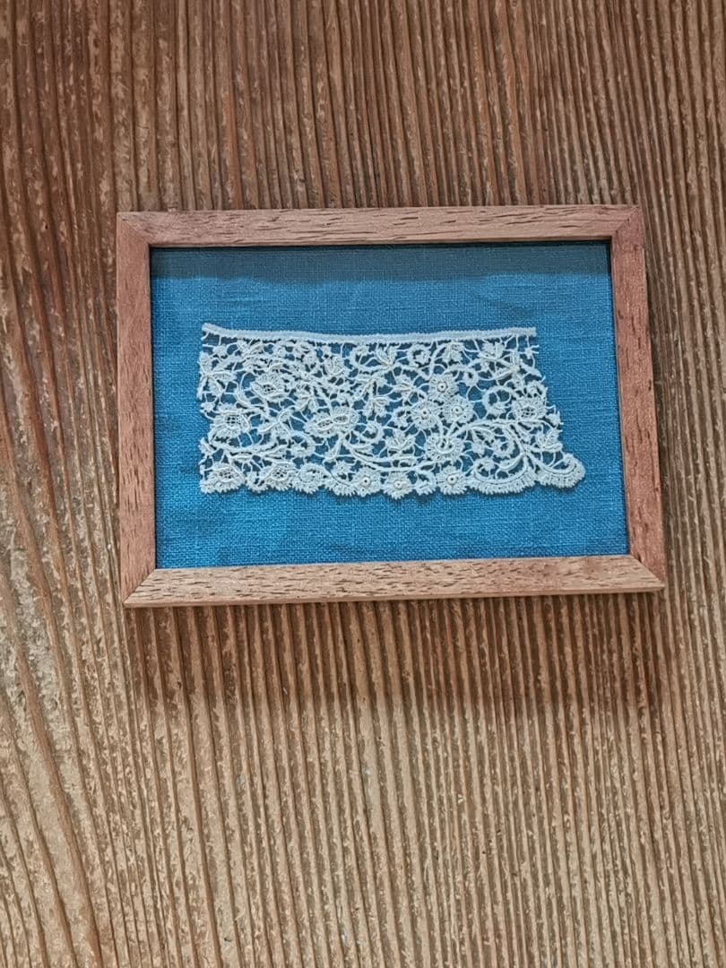 アンティークベルギー ロザリンペルレ 薔薇と小花のレース ニードル刺繍 額装品