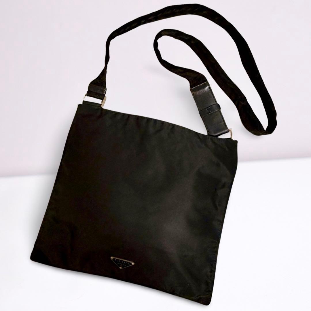 【正規品】PRADA プラダ ナイロン ショルダーバッグ 黒 三角ロゴ 男女兼用