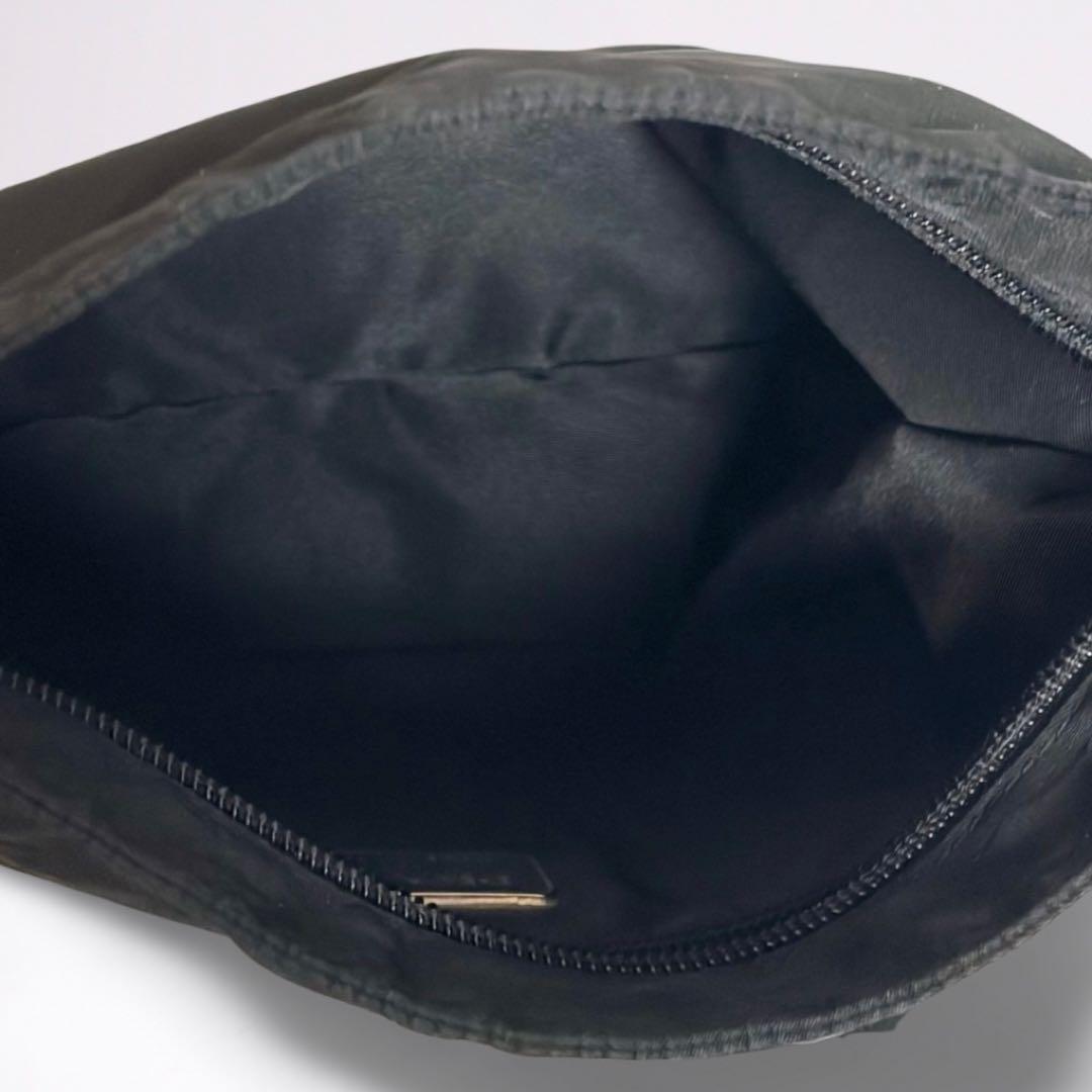 【正規品】PRADA プラダ ナイロン ショルダーバッグ 黒 三角ロゴ 男女兼用