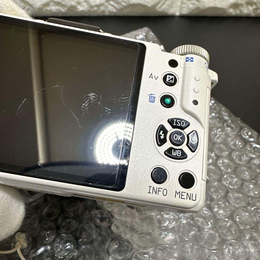 ペンタックスPENTAX Q ホワイト　動作品　中古良品