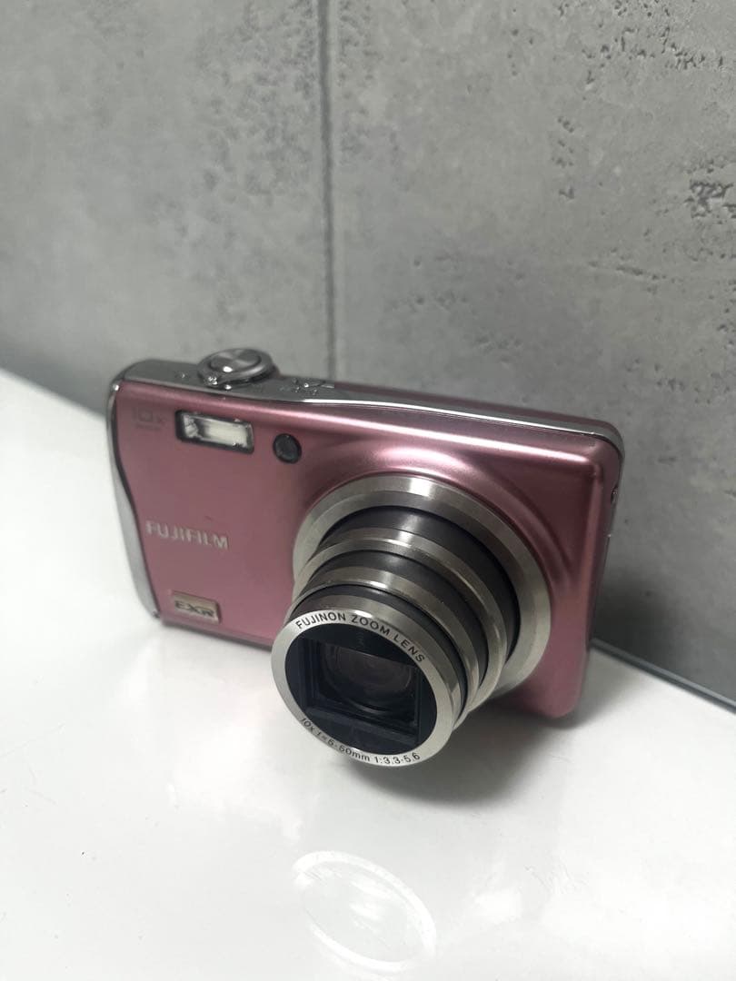 J*2様 FUJIFILM FinePix F80EXR ピンク