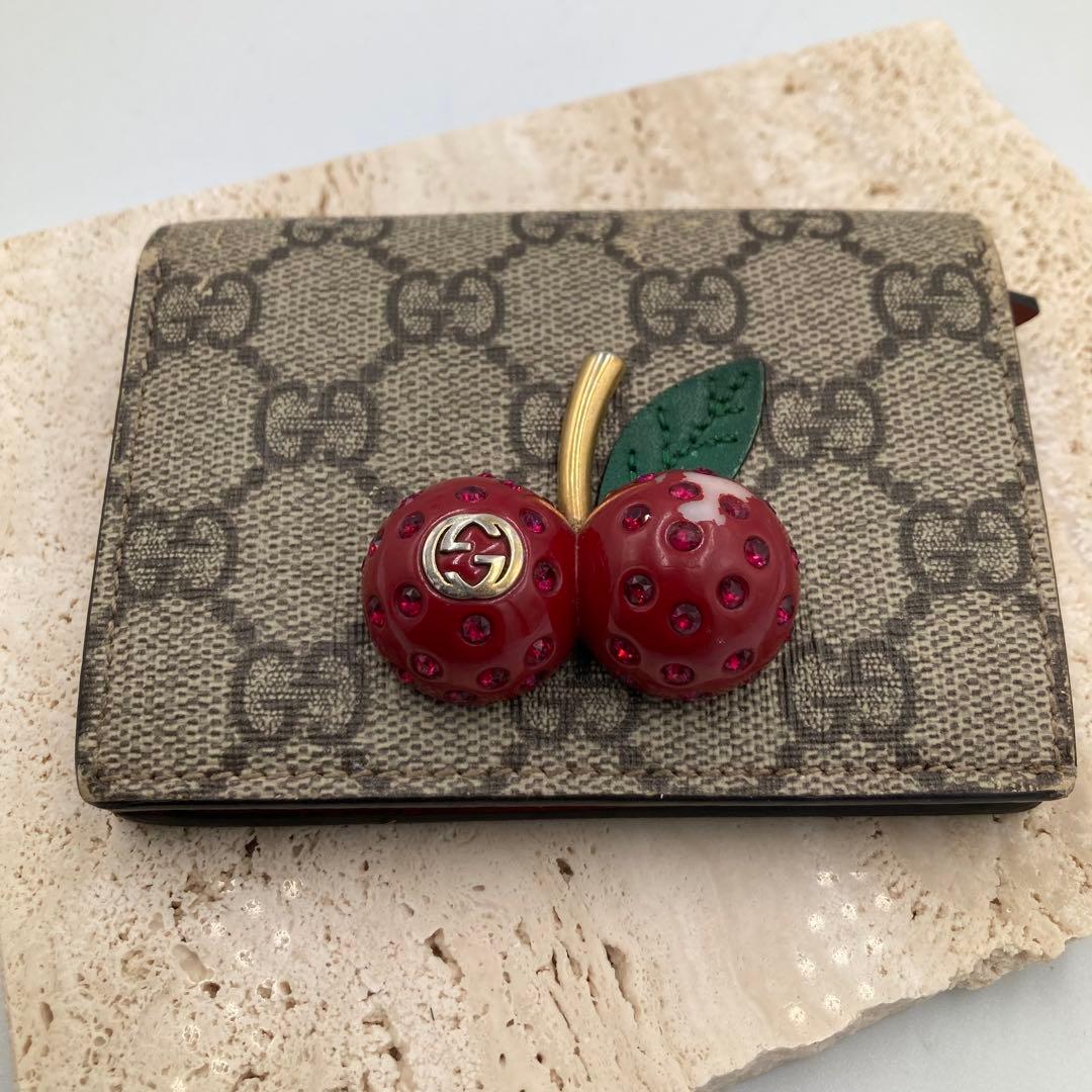 GUCCI グッチ　折り財布　さくらんぼ　pvc 6A