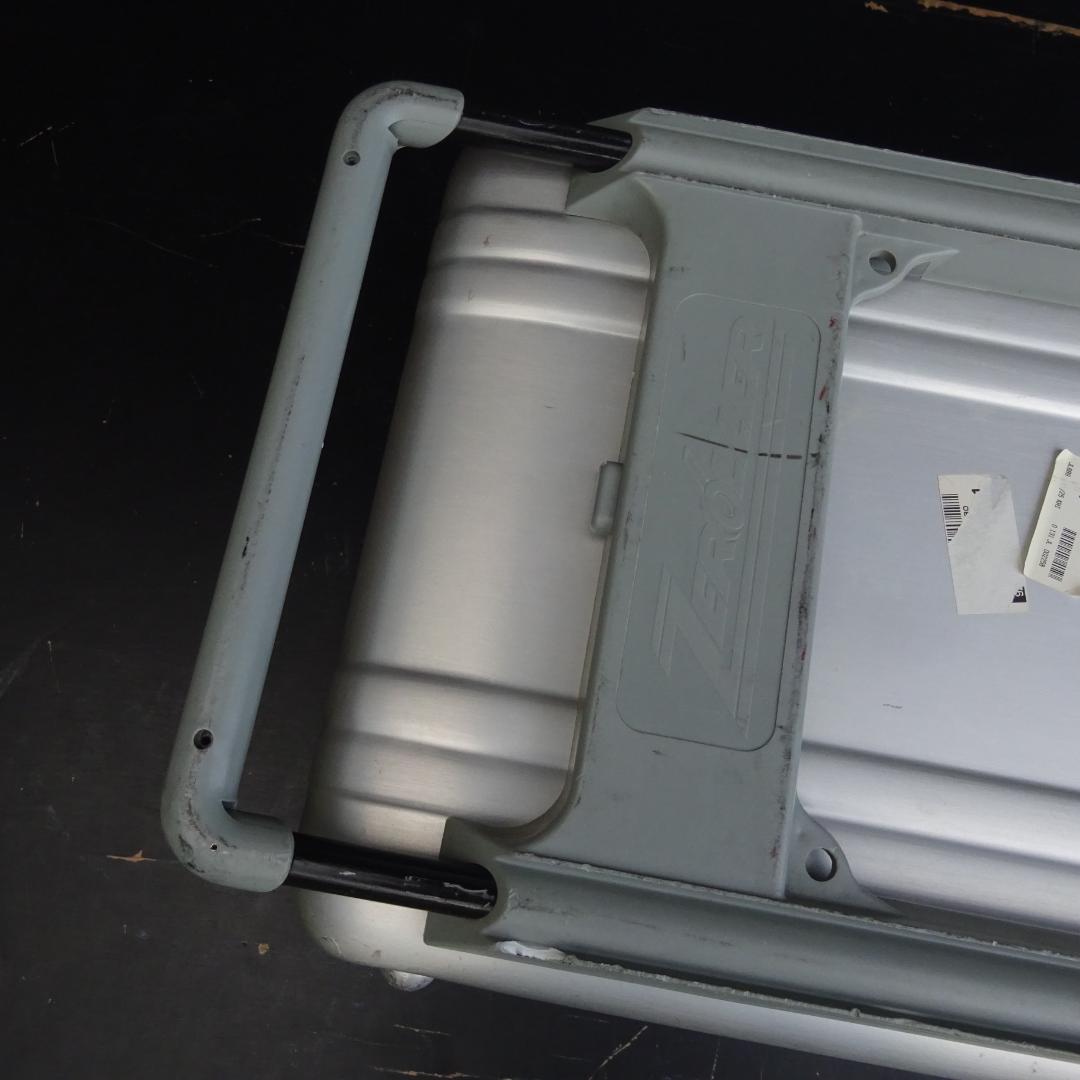 ゼロハリバートンZアルミ2輪機内持ち込みZRDCO-SI ダイヤルキャリーバッグ