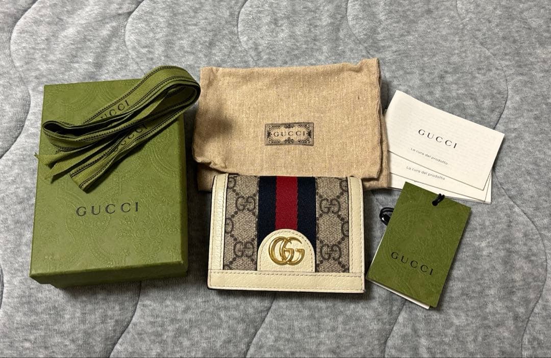 GUCCI ミニウォレット 二つ折り財布 グッチ
