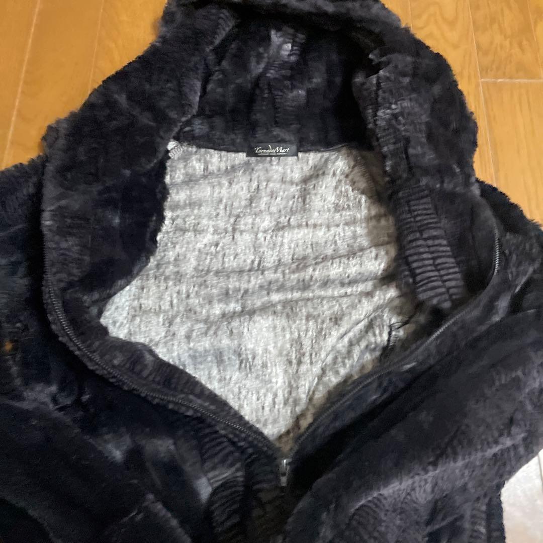 4日迄限定でお値下げ トルネードマートtornado mart ファージャンパー