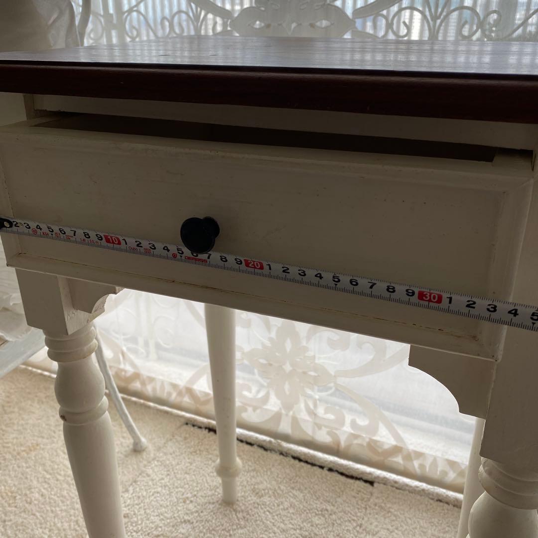 アンティーク　木製サイドテーブル 引き出し付き ホワイト