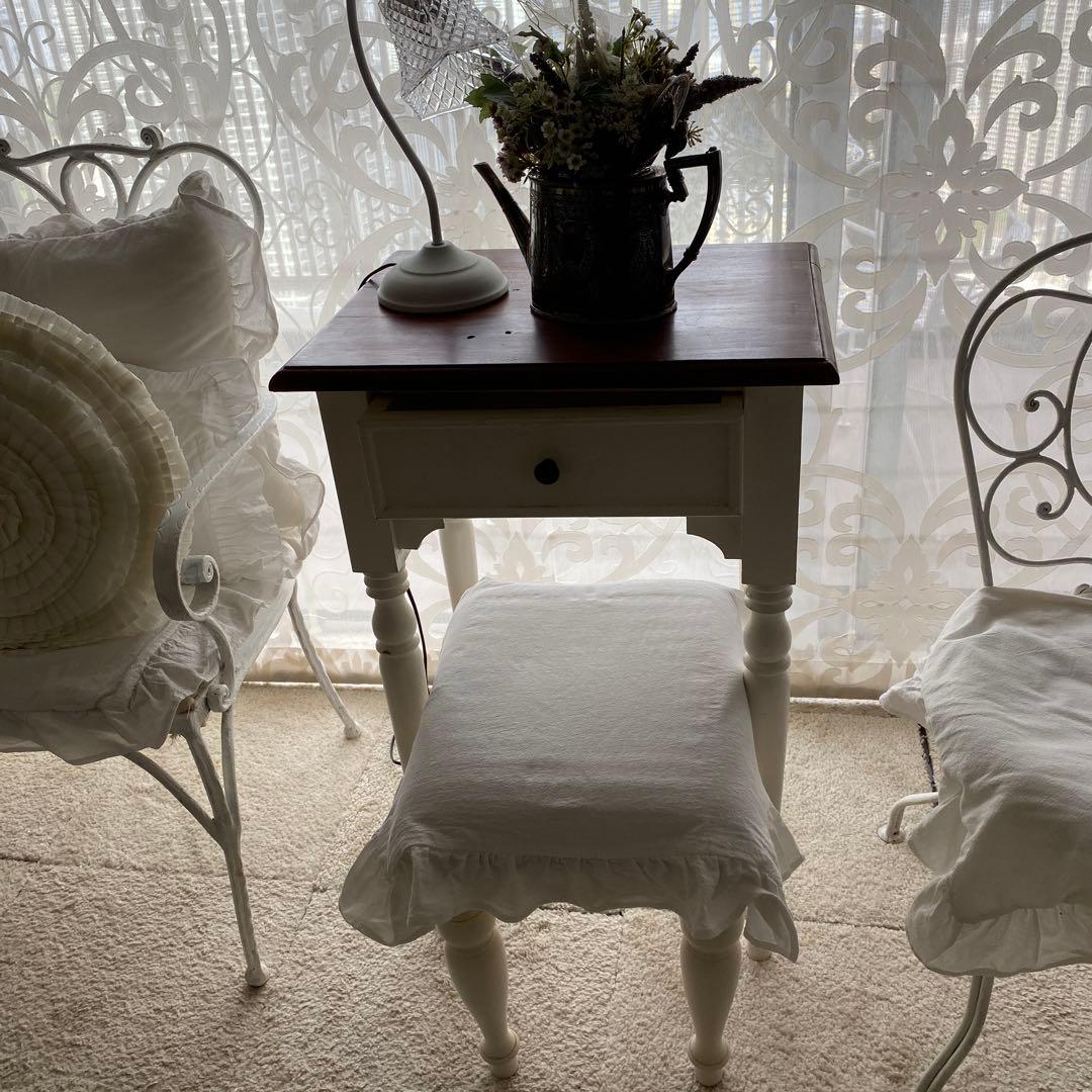 アンティーク　木製サイドテーブル 引き出し付き ホワイト