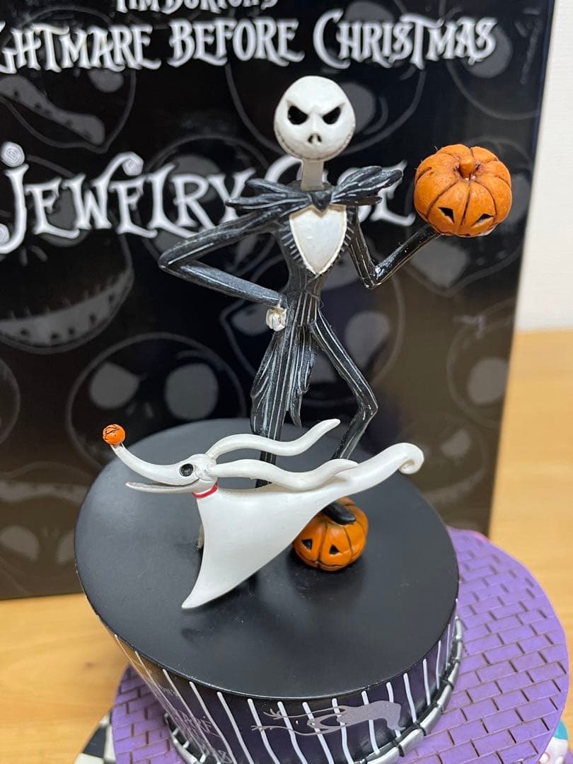 ナイトメアビフォアクリスマス　フィギュア　ジュエリーケース　ディズニーストア