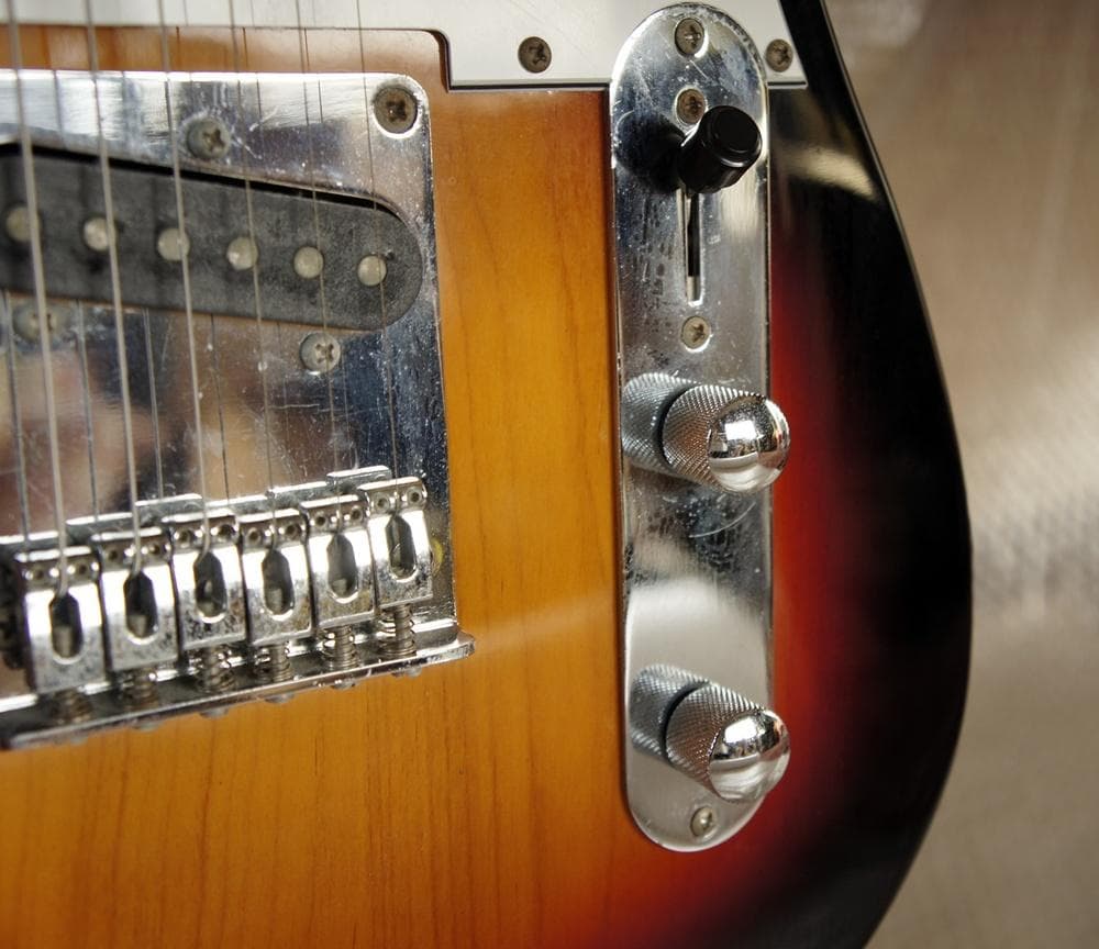 Playtech Telecaster エレキギター サンバースト 置き台付き