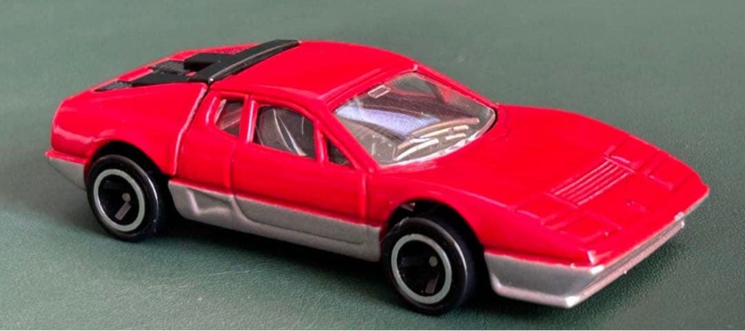 日本製 トミカ フェラーリ 2台セット