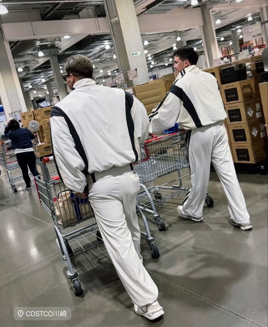 完売リフトLYFT2LINEOVERSIZE TRACK 上下LセットIVORY