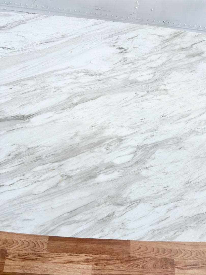 650 Why’d様ダイニングテーブル モダンデザイン シルバー