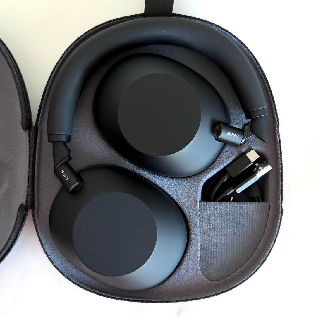 美品 SONY WH-1000XM6 ワイヤレスヘッドホン ブラック スタンド有