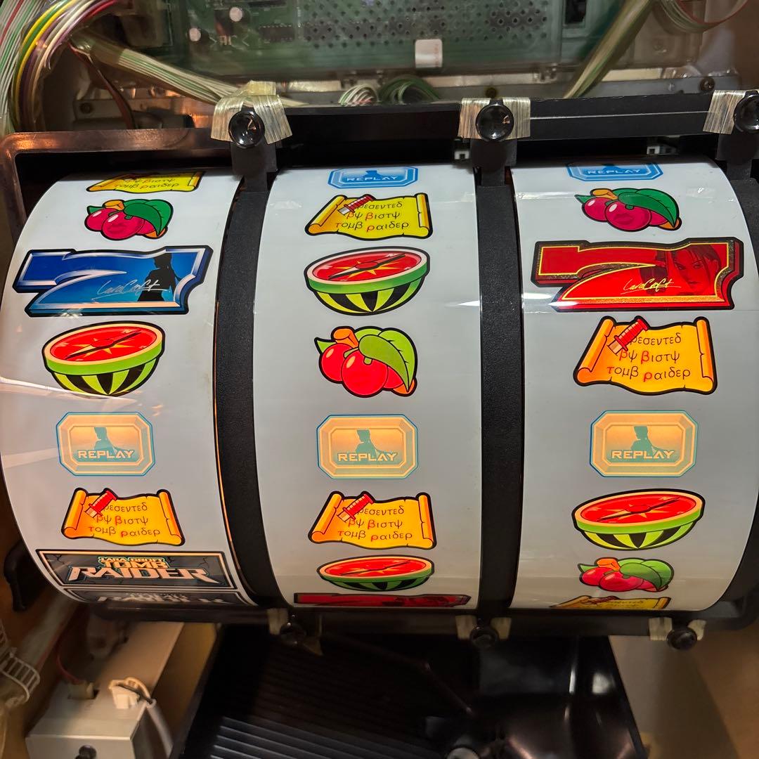 スロット実機　4号機　トゥームレイダー　レアパネル　ララ