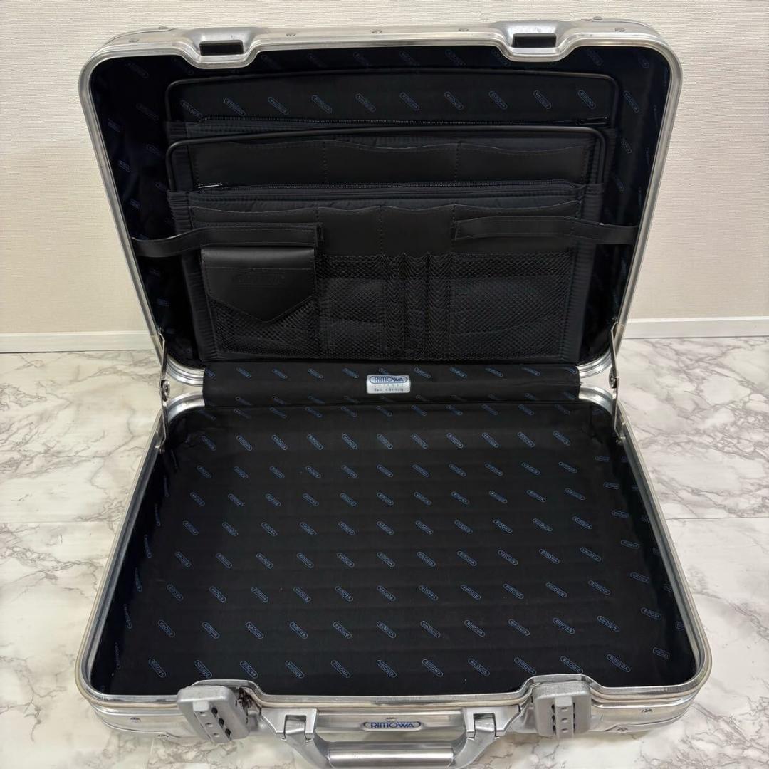 廃盤・美品　RIMOWA TOPAS リモワ　22L アタッシュケース　アルミ