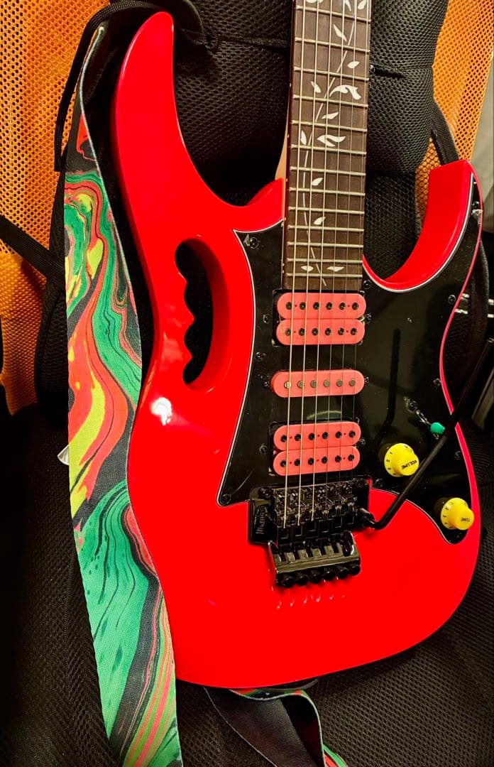 m*r様 Ibanez JEM Jr.(SP)Steve Vaiモデル中古美品オ