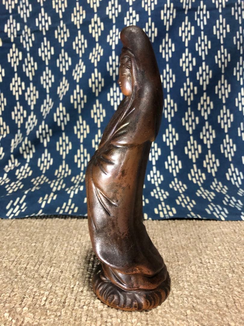 備前焼　白衣観音像　高さ20cm 目立つ傷なし