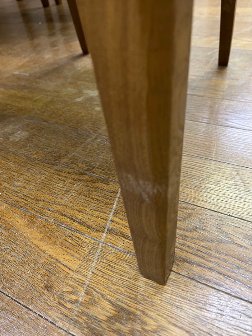 4人掛け ニトリ ダイニングテーブルセット ロレイン 肘置き付きチェア4脚