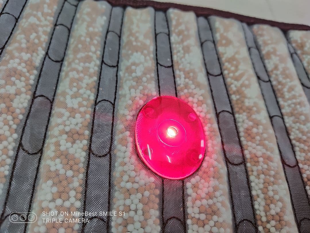 電磁石　遠赤外線　ホット座布団